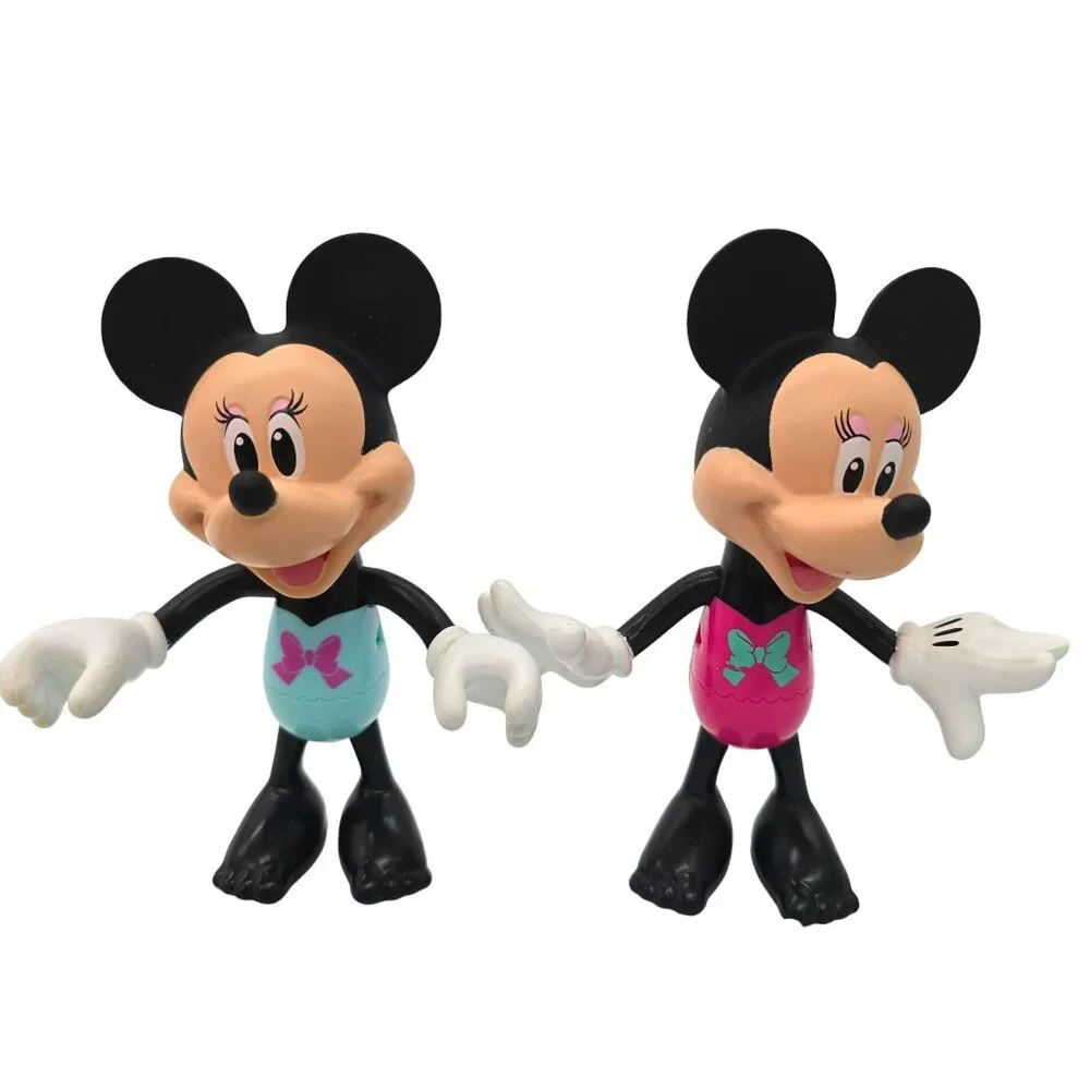 Mattel Minnie Mouse Doll Snap N Style Posable Dress Up Bow-tique Play Set of 27